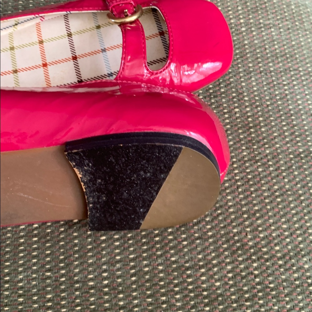 Coach Ellyce Patent Leather Ballet Flats in Vibrant Pink with Gold Accent - Picture 12 of 13